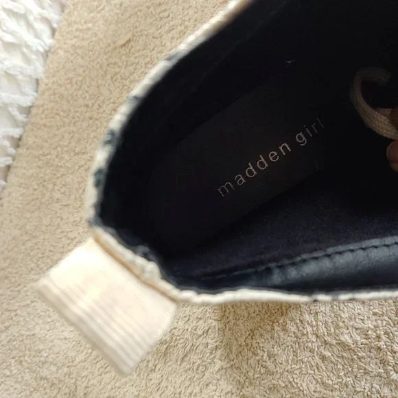 MADDEN GIRL Platform Wedge Snakeskin Sneakers Lace-Up - Picture 6 of 6